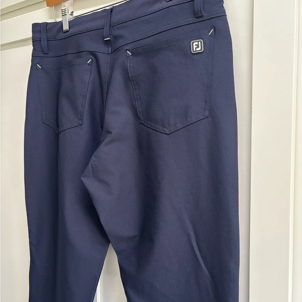 Footjoy Golf Pants Mens Size 33x32 Navy Blue Performance Athletic Fit Trousers